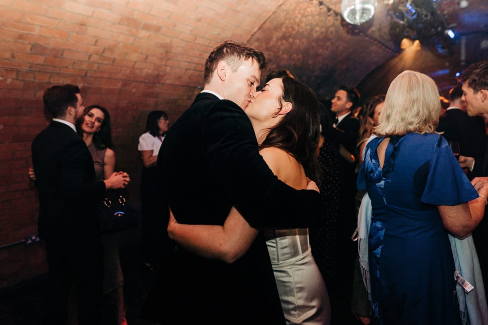 Image by <a class="text-p3" href="https://charlotterebeccaphoto.com" target="_blank">Charlotte Rebecca Photography</a>.