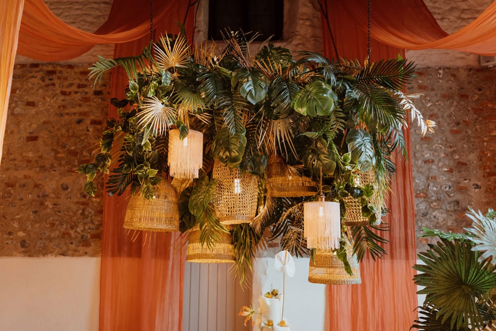 Image by <a class="text-p3" href="https://www.auroragrey.co.uk" target="_blank">Aurora Grey Photography</a>.