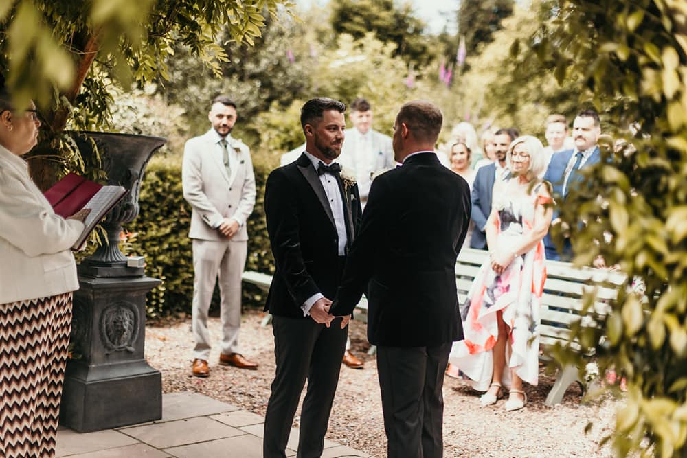 Image by <a class="text-p3" href="https://www.rockrosephotography.co.uk" target="_blank">Rockrose Photography</a>.