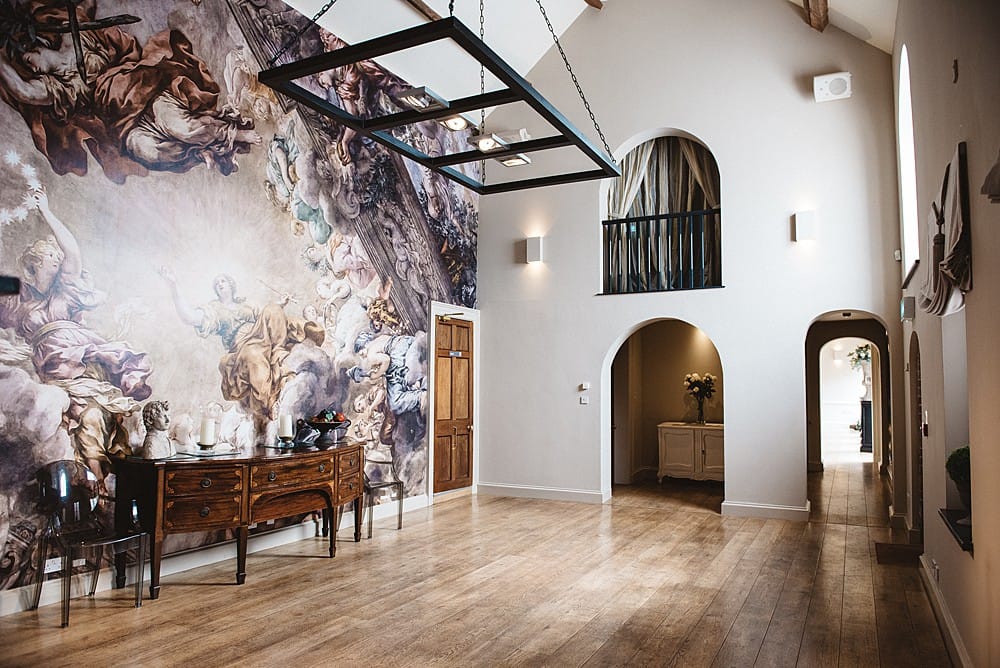 Image by <a class="text-p3" href="https://divinedayphotography.com" target="_blank">Divine Day Photography</a>.