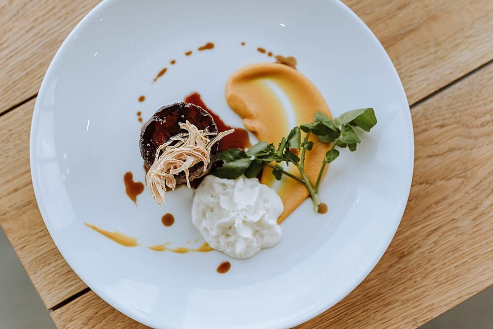 Image by <a class="text-p3" href="http://nickwphotography.com" target="_blank">Nick Walker Photography</a>.