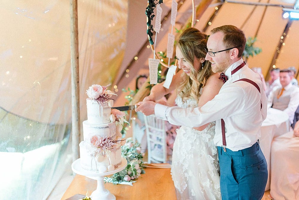 Image by <a class="text-p3" href="http://sarahjaneethan.co.uk" target="_blank">Sarah-Jane Ethan Photography</a>.