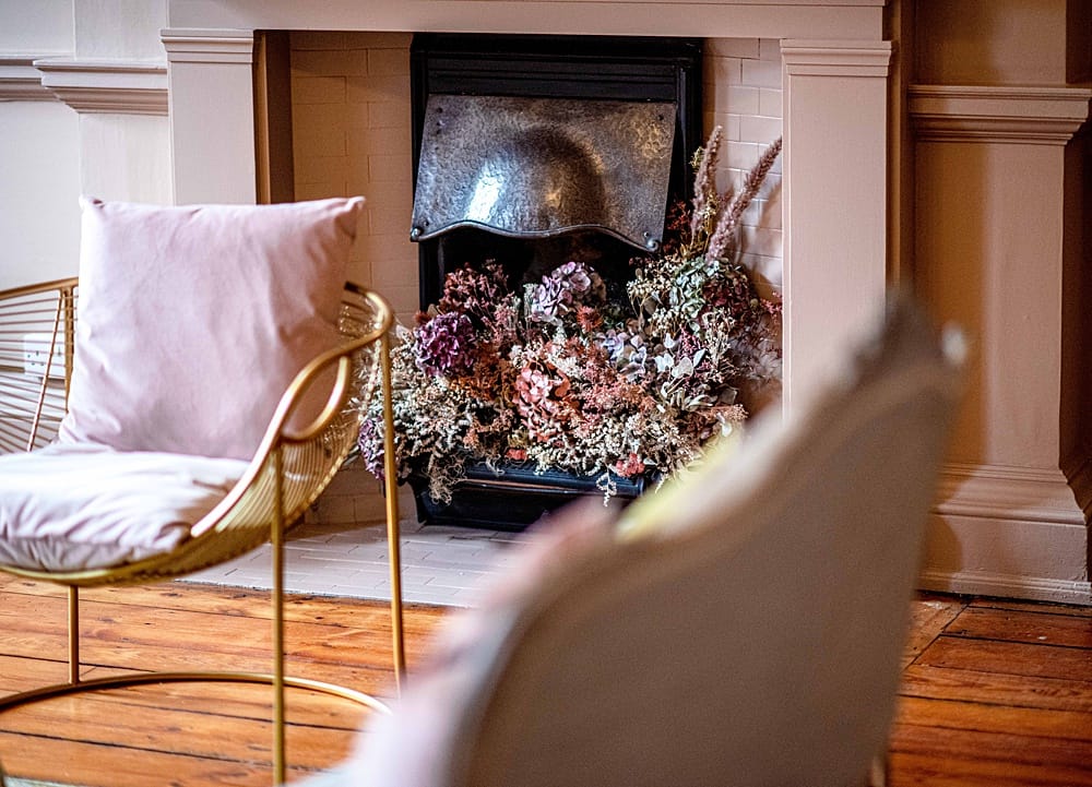 Image by <a class="text-p3" href="http://fleurchallisphotography.com" target="_blank">Fleur Challis Photography</a>.