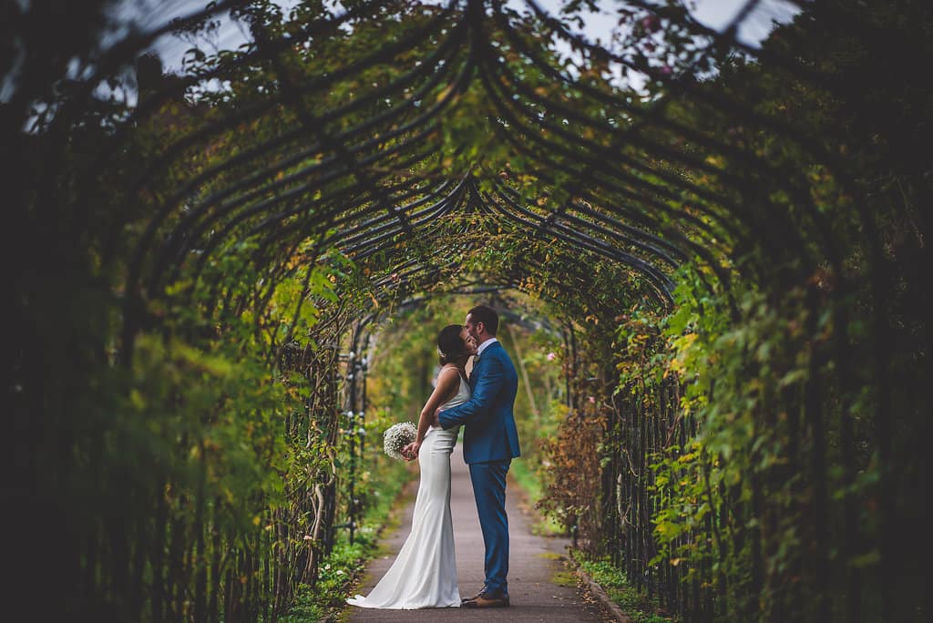 Image by <a class="text-p3" href="http://www.charliecampeyphotography.co.uk" target="_blank">Charlie Campey Photography</a>.