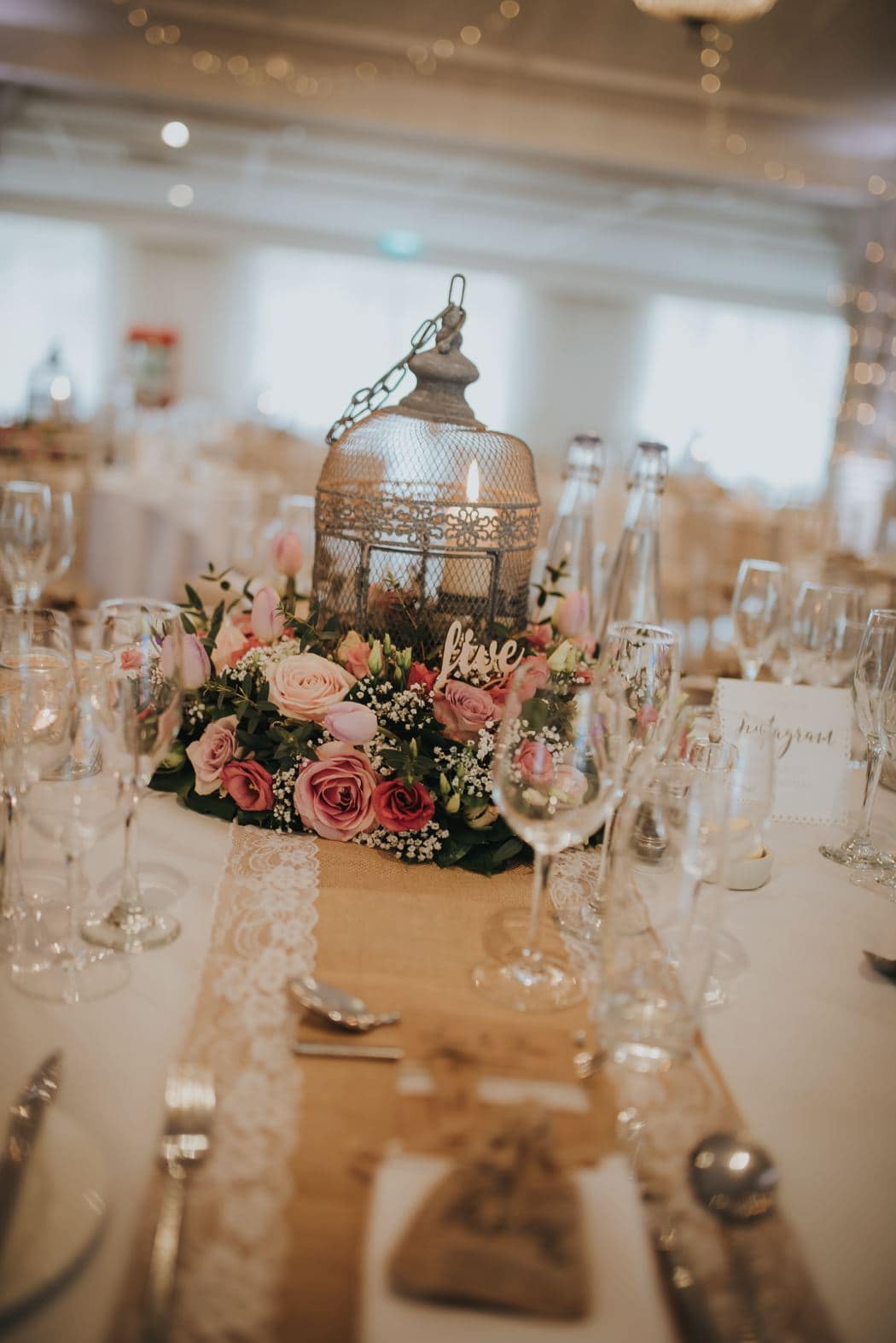 Image by <a class="text-p3" href="https://www.rosiekelly.co.uk" target="_blank">Rosie Kelly Photography</a>.