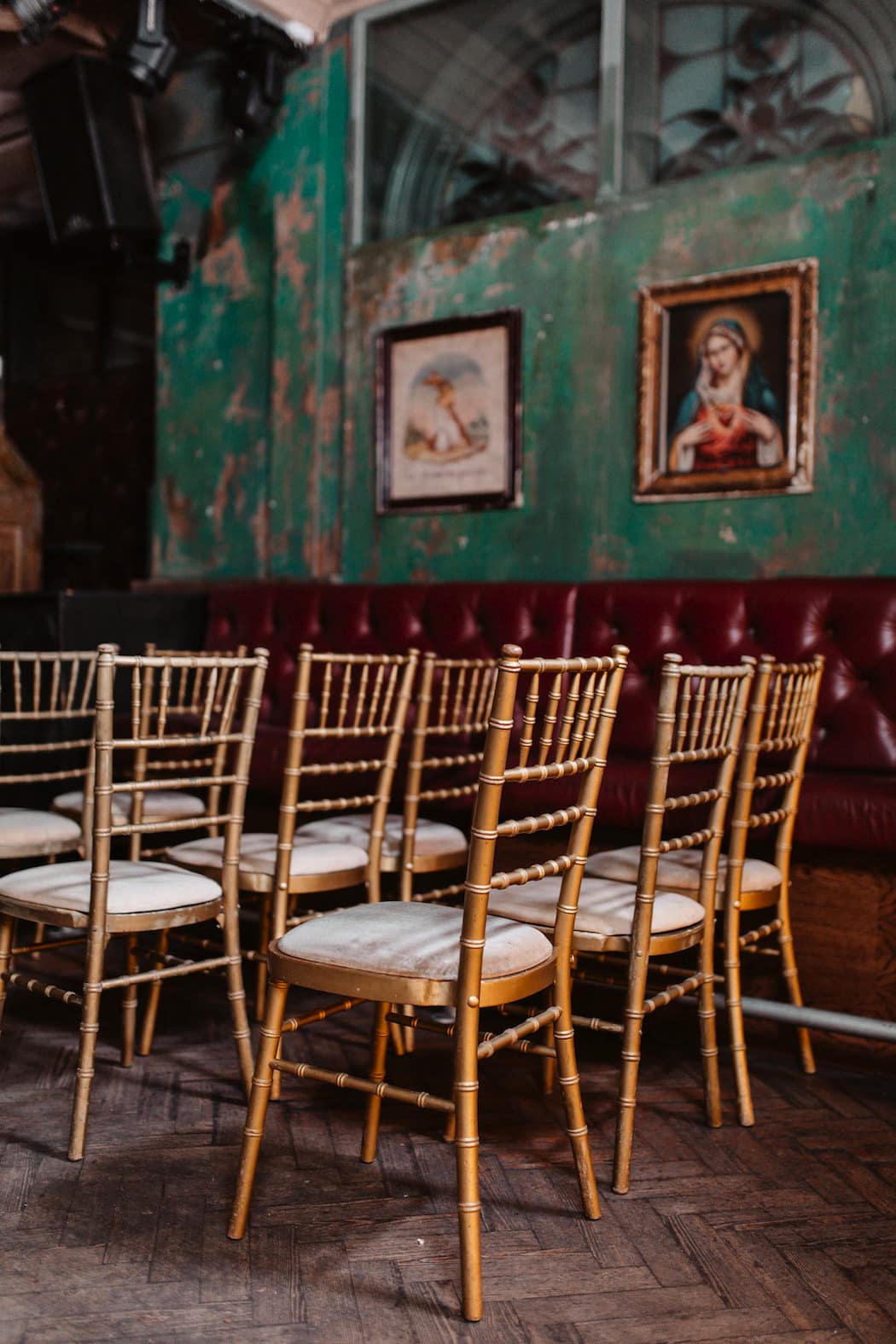 Image by <a class="text-p3" href="https://www.sophielakeweddings.co.uk" target="_blank">Sophie Lake Photography</a>.