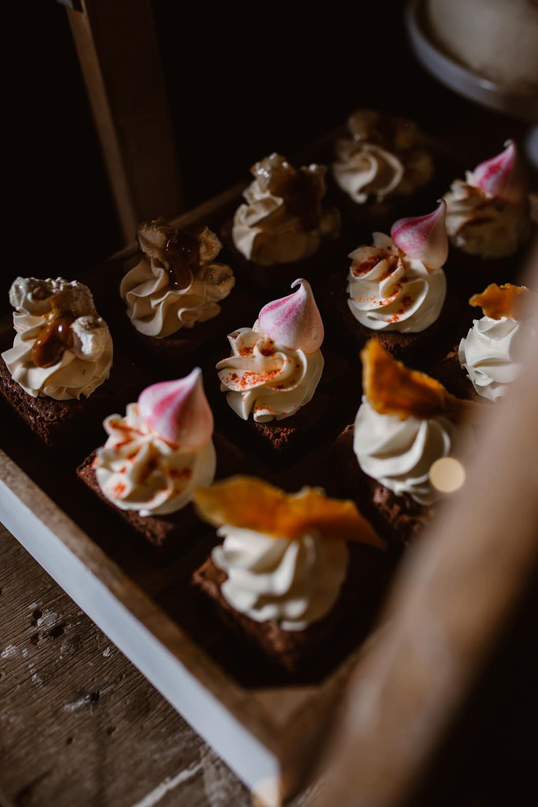 Image by <a class="text-p3" href="http://www.agnesblack.com" target="_blank">Agnes Black</a>.