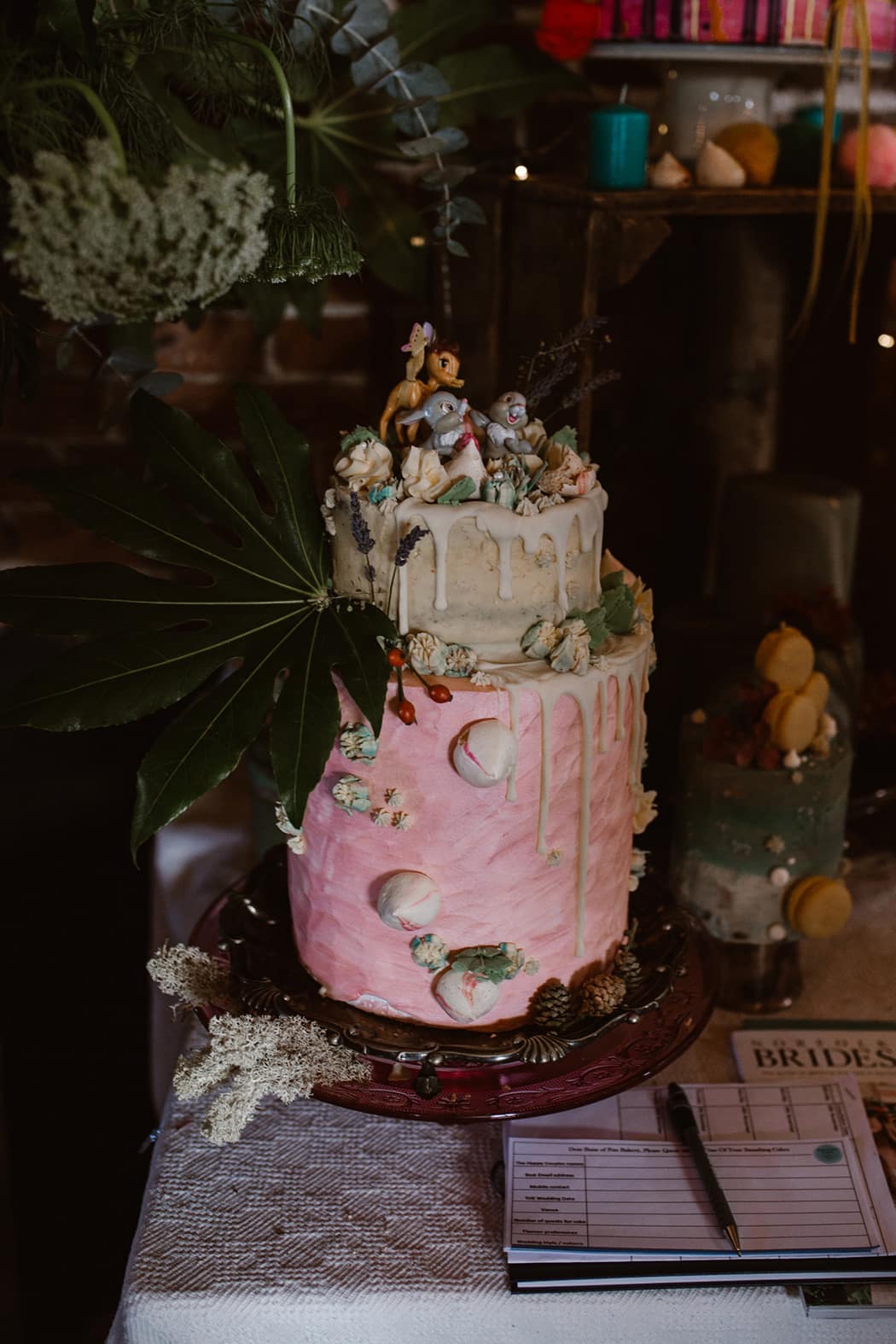 Image by <a class="text-p3" href="http://www.agnesblack.com" target="_blank">Agnes Black</a>.