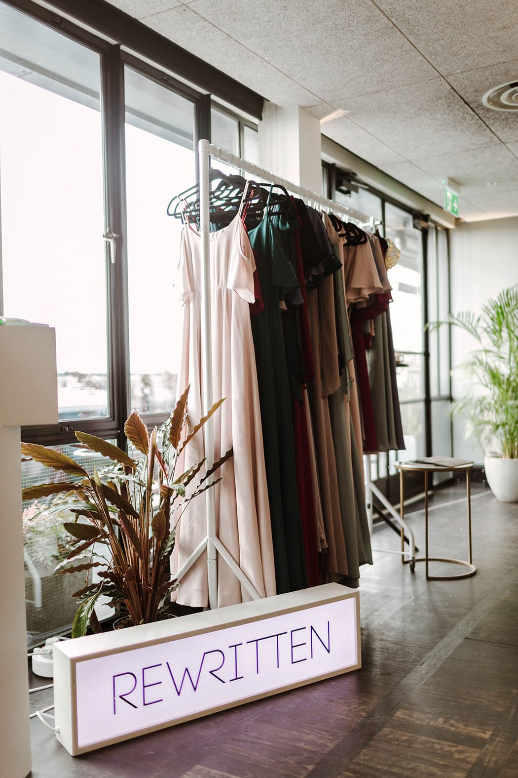 Image by <a class="text-p3" href="https://www.thecurries.co" target="_blank">The Curries</a>.