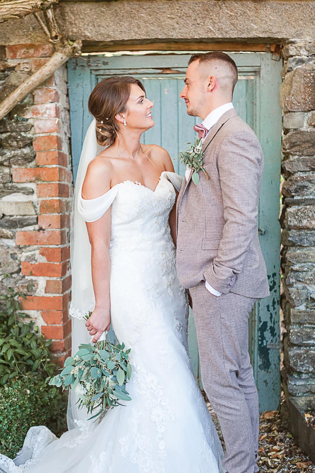 Image by <a class="text-p3" href="https://www.jenniferjanephotography.co.uk" target="_blank">Jennifer Jane Photography</a>.