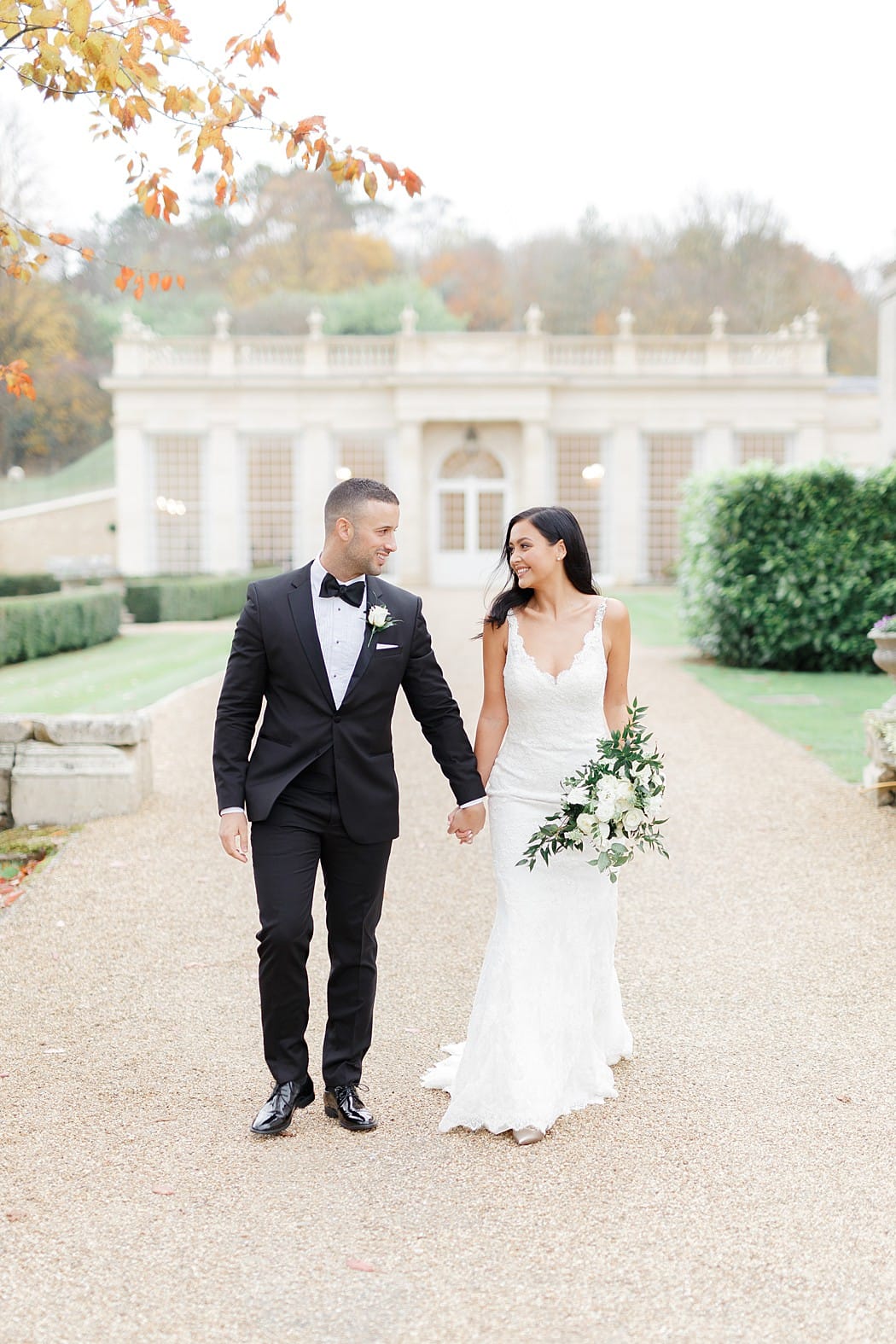 Image by <a class="text-p3" href="http://www.whitestagweddings.com" target="_blank">White Stag Wedding Photography</a>.