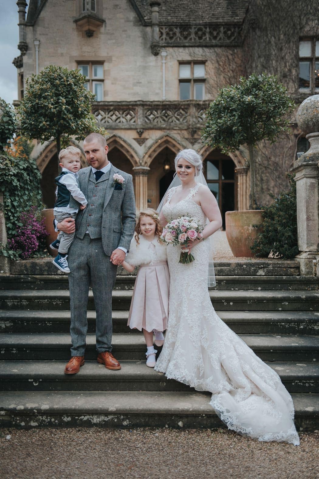 Image by <a class="text-p3" href="https://www.rosiekelly.co.uk" target="_blank">Rosie Kelly Photography</a>.