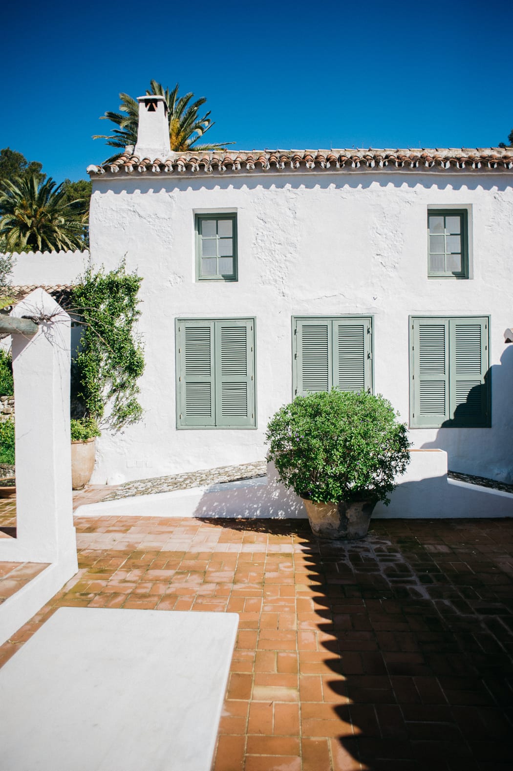 Image by <a class="text-p3" href="http://agatajensen.com" target="_blank">Agata Jensen</a>.