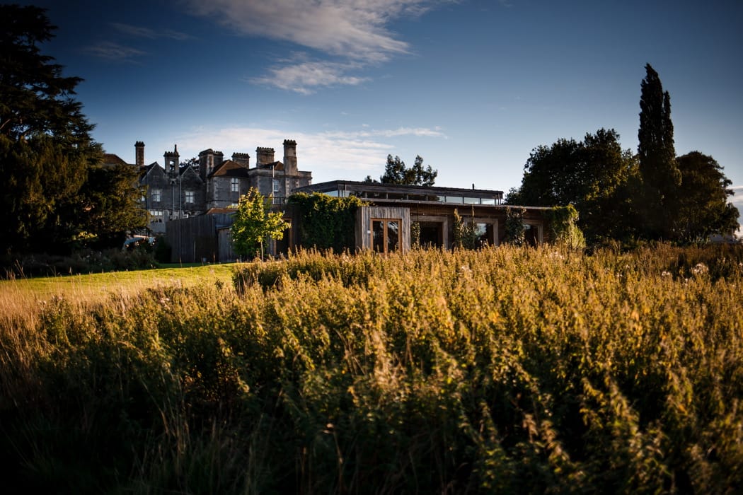 Image by <a class="text-p3" href="http://www.nealejames.com" target="_blank">Neale James Photography</a>.