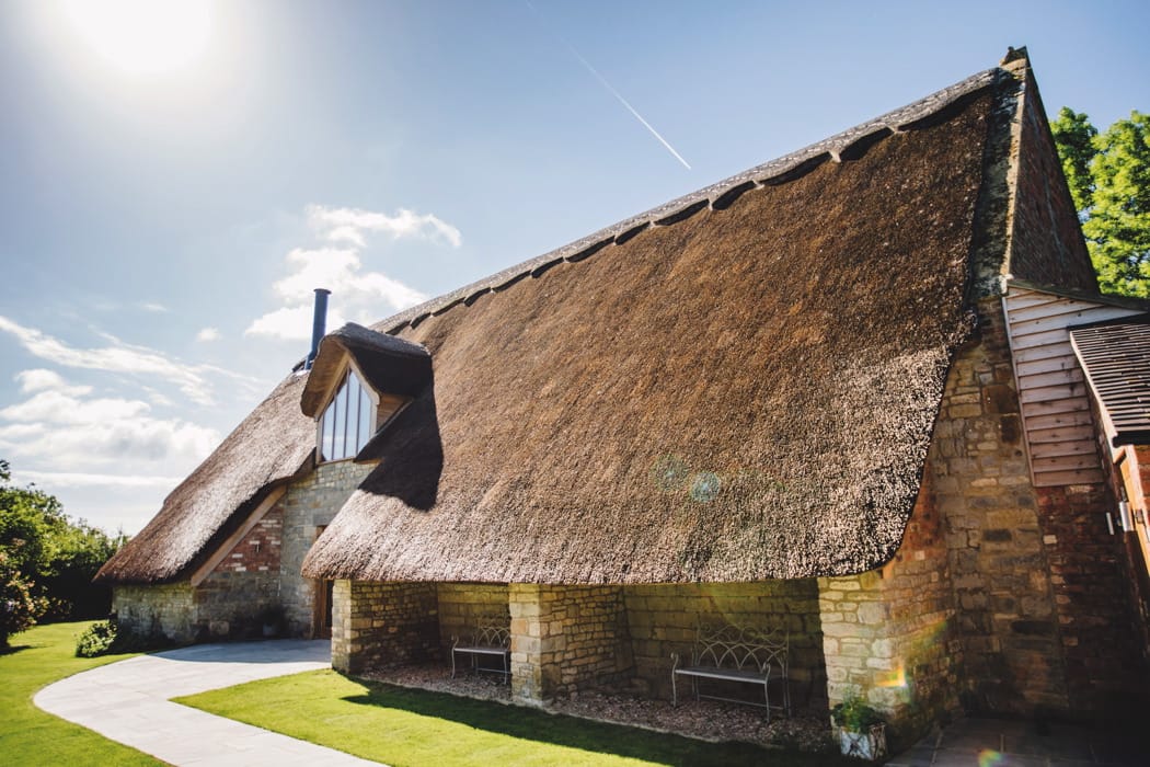 Image by <a class="text-p3" href="https://jscoates.com" target="_blank">JS Coates Wedding Photography</a>.