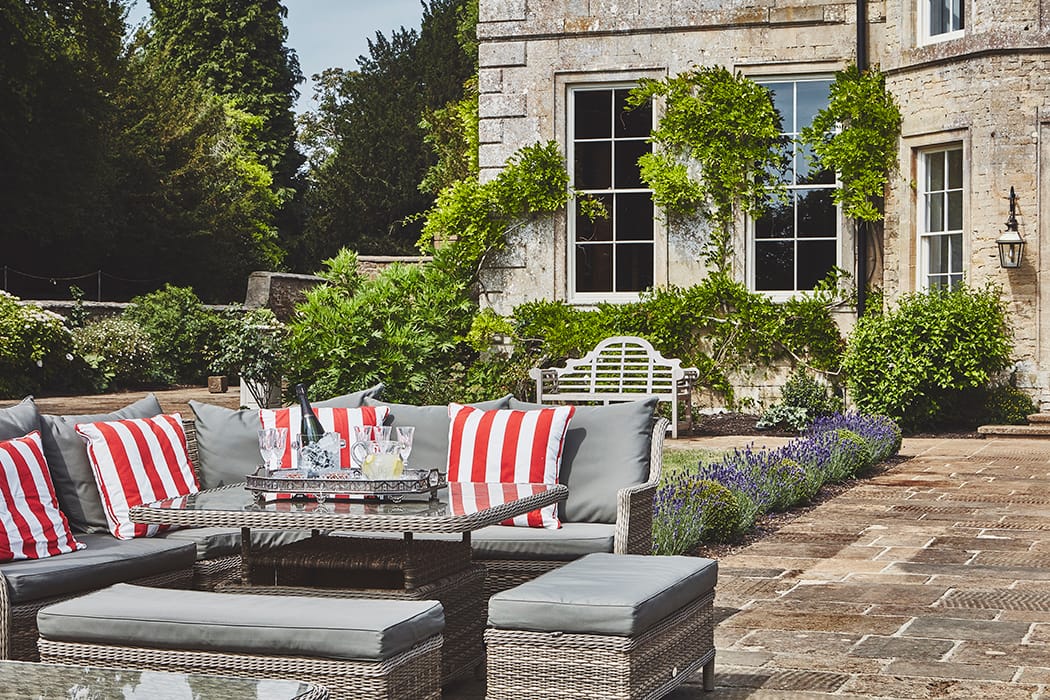 Image by <a class="text-p3" href="http://82mm.com" target="_blank">Malcolm Menzies</a>.