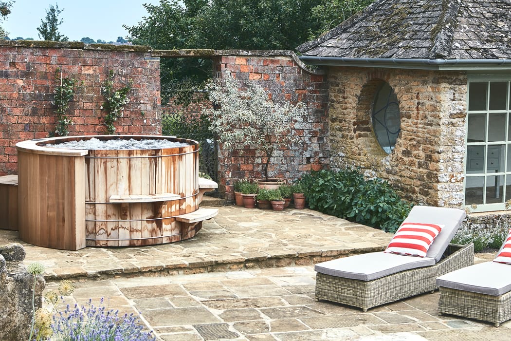 Image by <a class="text-p3" href="http://82mm.com" target="_blank">Malcolm Menzies</a>.