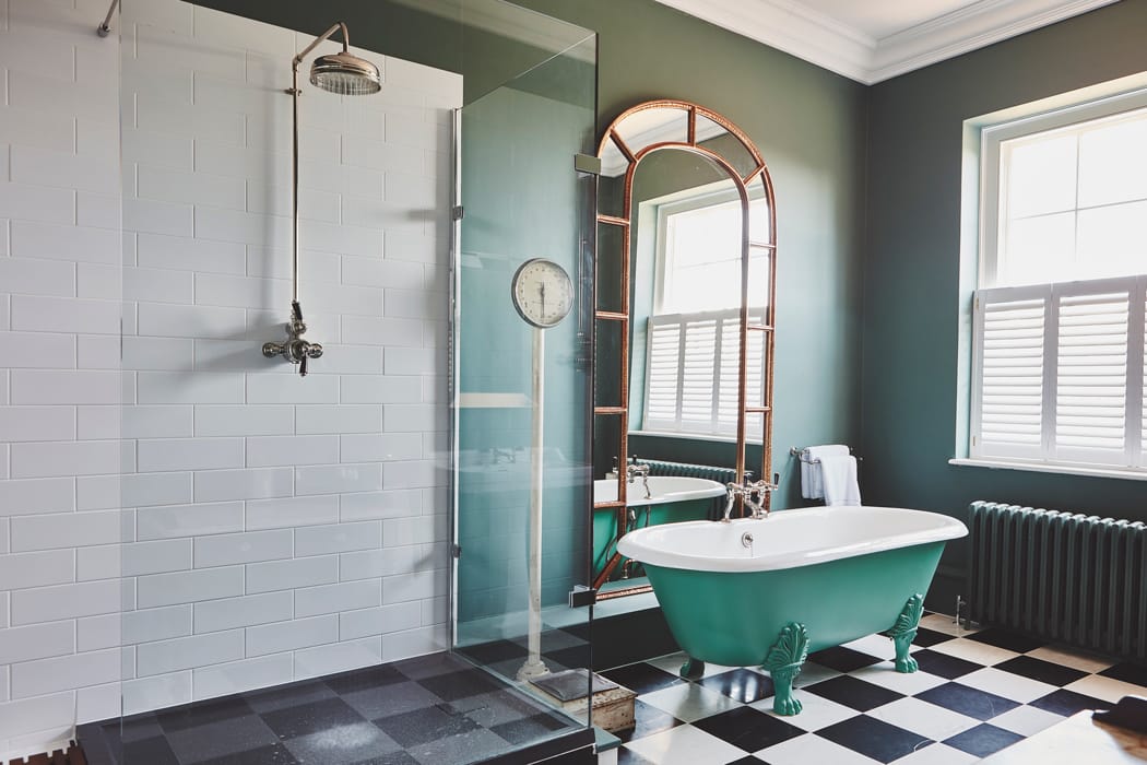 Image by <a class="text-p3" href="http://82mm.com" target="_blank">Malcolm Menzies</a>.