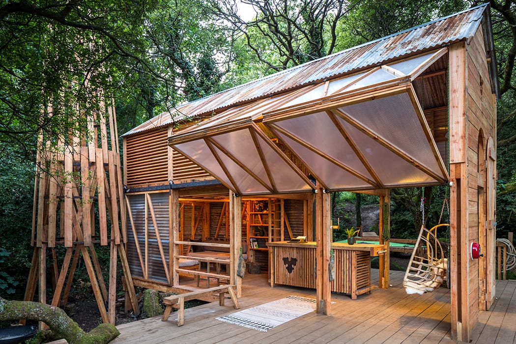 Image by <a class="text-p3" href="http://www.georgefielding.co.uk" target="_blank">George Fielding</a>.