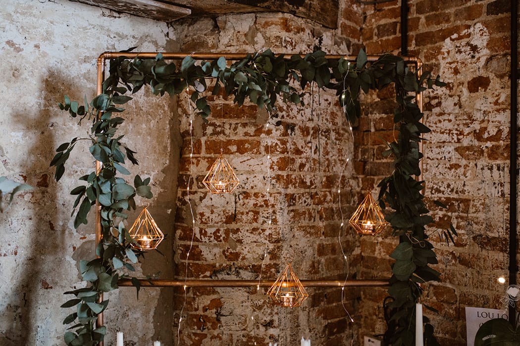 Image by <a class="text-p3" href="http://www.agnesblack.com" target="_blank">Agnes Black</a>.