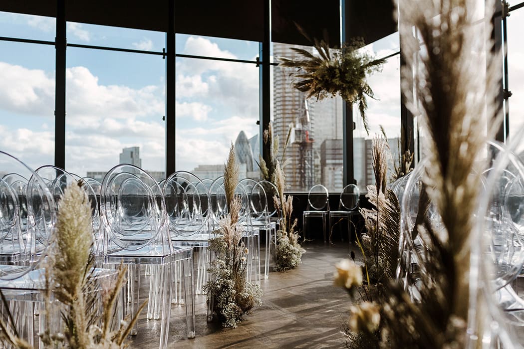 Image by <a class="text-p3" href="https://www.thecurries.co" target="_blank">The Curries</a>.