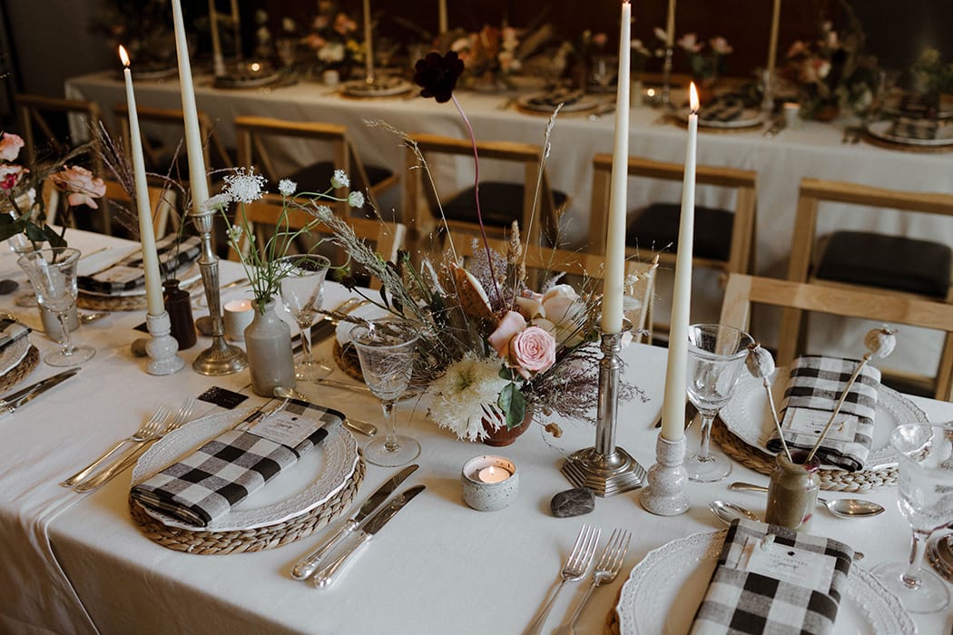 Image by <a class="text-p3" href="https://www.thecurries.co" target="_blank">The Curries</a>.