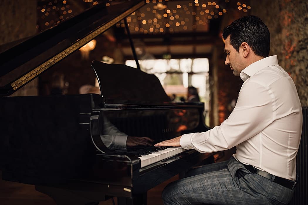 Image by <a class="text-p3" href="http://samueldocker.co.uk" target="_blank">Samuel Docker</a>.