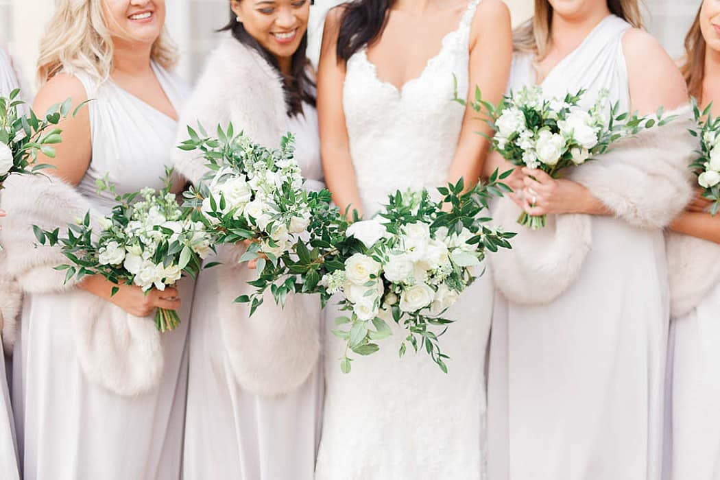 Image by <a class="text-p3" href="http://www.whitestagweddings.com" target="_blank">White Stag Wedding Photography</a>.