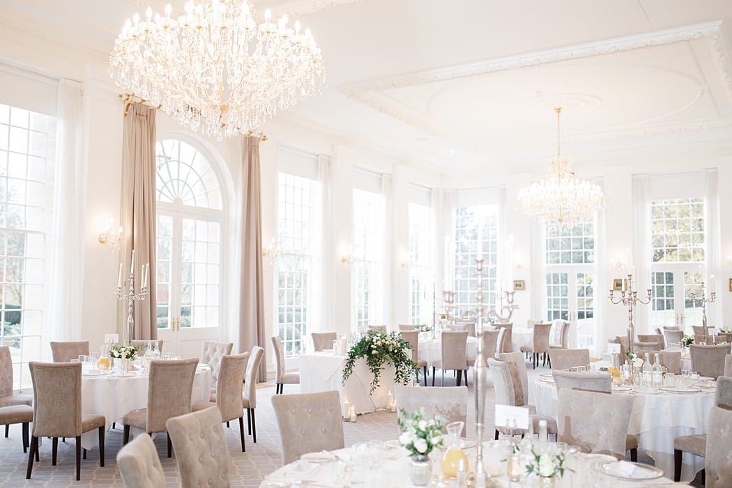 Image by <a class="text-p3" href="http://www.whitestagweddings.com" target="_blank">White Stag Wedding Photography</a>.