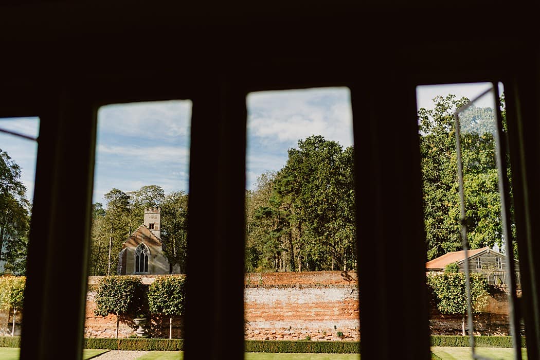 Image by <a class="text-p3" href="http://www.andydavison.com" target="_blank">Andy Davison Photography</a>.