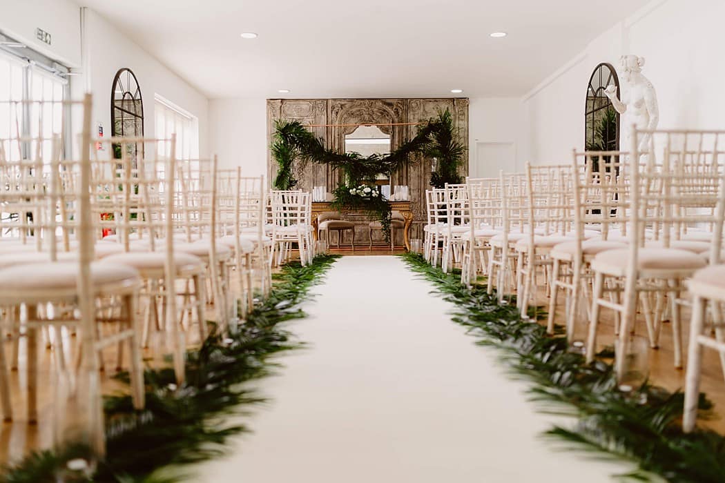 Image by <a class="text-p3" href="http://www.andydavison.com" target="_blank">Andy Davison Photography</a>.