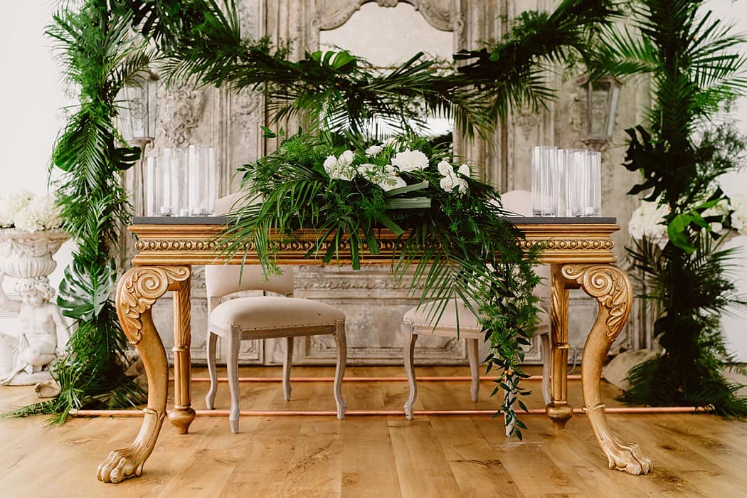 Image by <a class="text-p3" href="http://www.andydavison.com" target="_blank">Andy Davison Photography</a>.