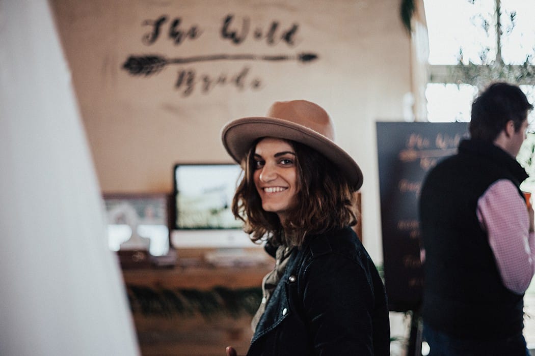 Image by <a class="text-p3" href="https://www.the-wild-bride.com" target="_blank">The Wild Bride</a>.