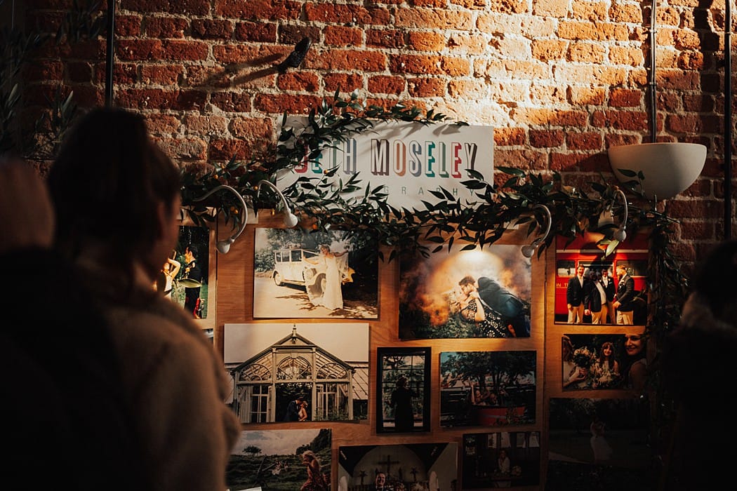 Image by <a class="text-p3" href="https://www.the-wild-bride.com" target="_blank">The Wild Bride</a>.