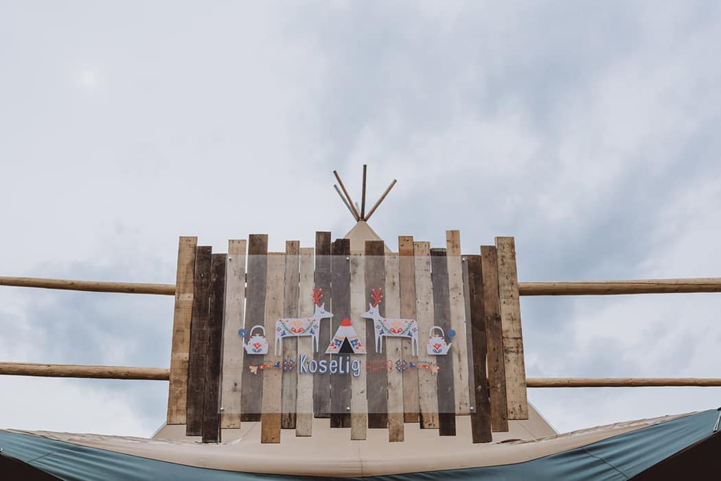 Image by <a class="text-p3" href="https://www.meganwilson.net" target="_blank">Megan Wilson Photography</a>.