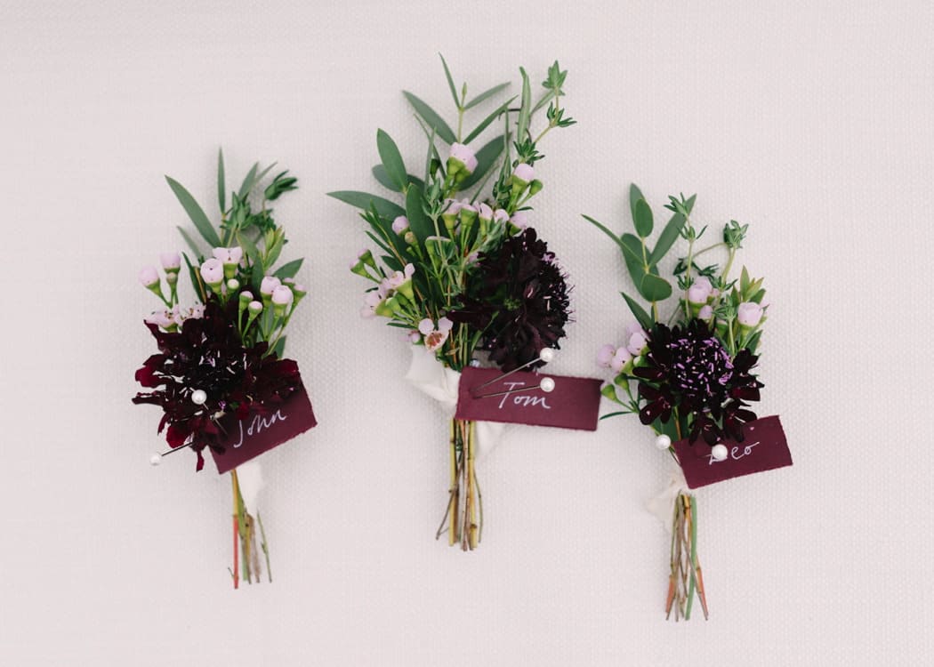 Image by <a class="text-p3" href="http://www.hannahduffy.com" target="_blank">Hannah Duffy Photography</a> |  Planning by <a class="text-p3" href="http://www.katrinaotterweddings.co.uk" target="_blank">Katrina Otter Weddings</a>.