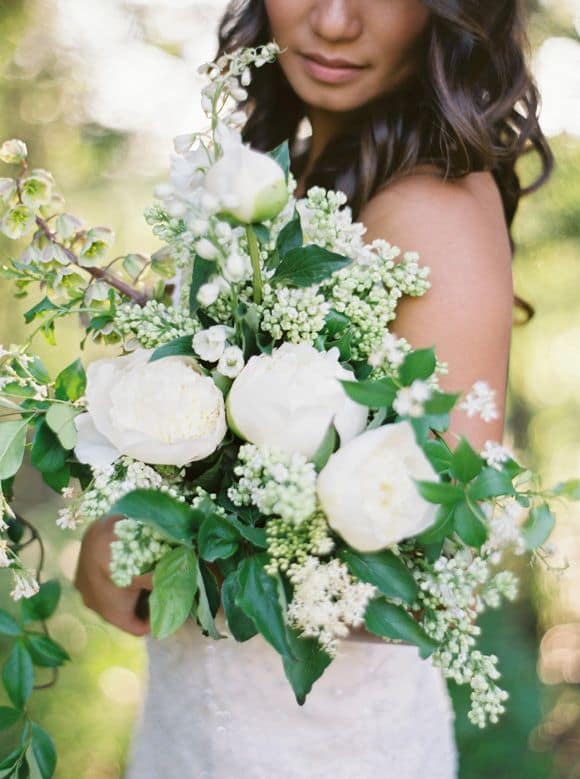 Image by <a class="text-p3" href="http://www.heatherhawkinsphoto.com" target="_blank">Heather Hawkins</a> via <a class="text-p3" href="http://magnoliarouge.com" target="_blank">Magnolia Rouge</a>.