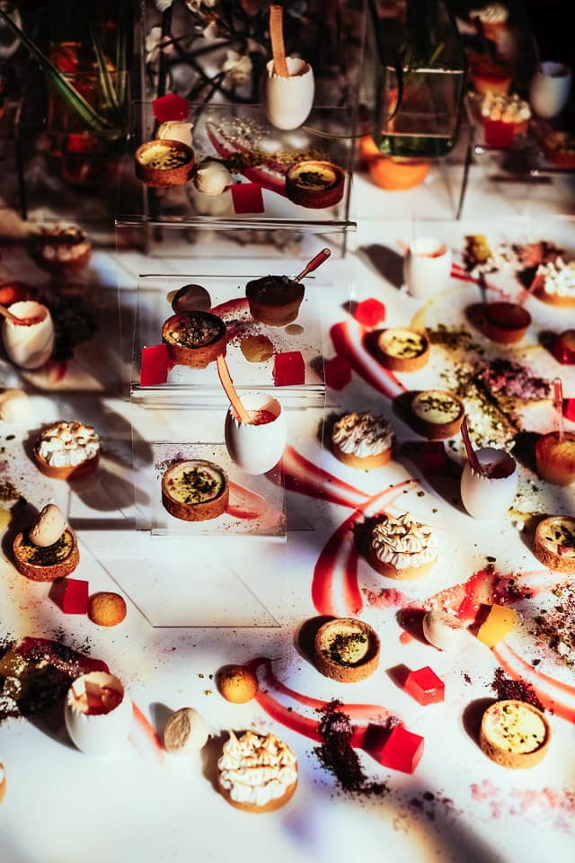 Image by <a class="text-p3" href="http://documentary-wedding.com" target="_blank">Andrew Billington Photography</a>.