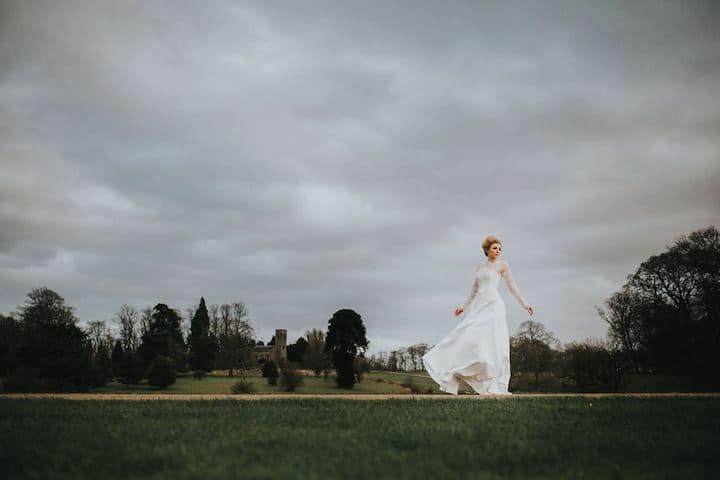 Images by <a class="text-p3" href="http://www.humpstonandbull.co.uk" target="_blank">Humpston & Bull</a>.