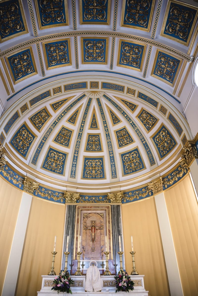 Image by <a class="text-p3" href="http://www.weddingsbynicolaandglen.com" target="_blank">www.weddingsbynicolaandglen.com</a>.