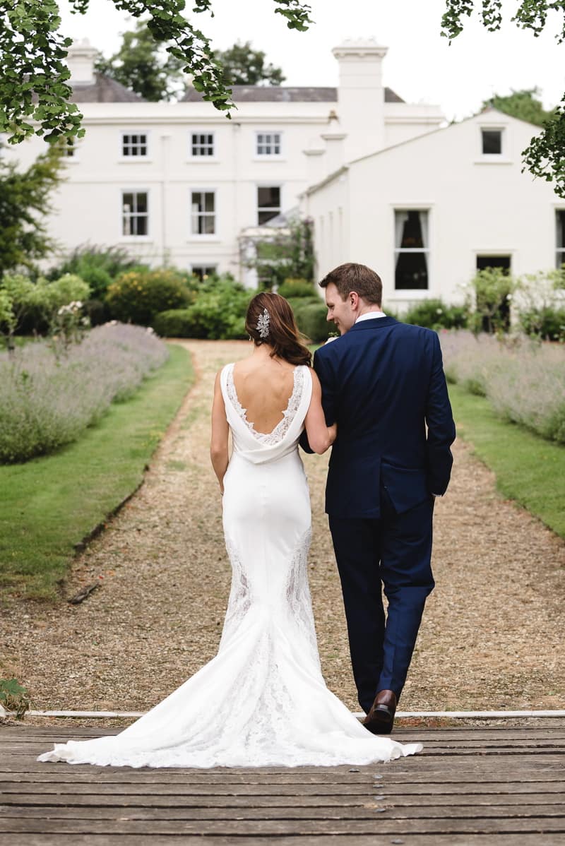 Image by <a class="text-p3" href="http://www.weddingsbynicolaandglen.com" target="_blank">www.weddingsbynicolaandglen.com</a>.