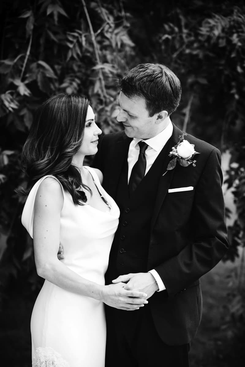 Image by <a class="text-p3" href="http://www.weddingsbynicolaandglen.com" target="_blank">www.weddingsbynicolaandglen.com</a>.