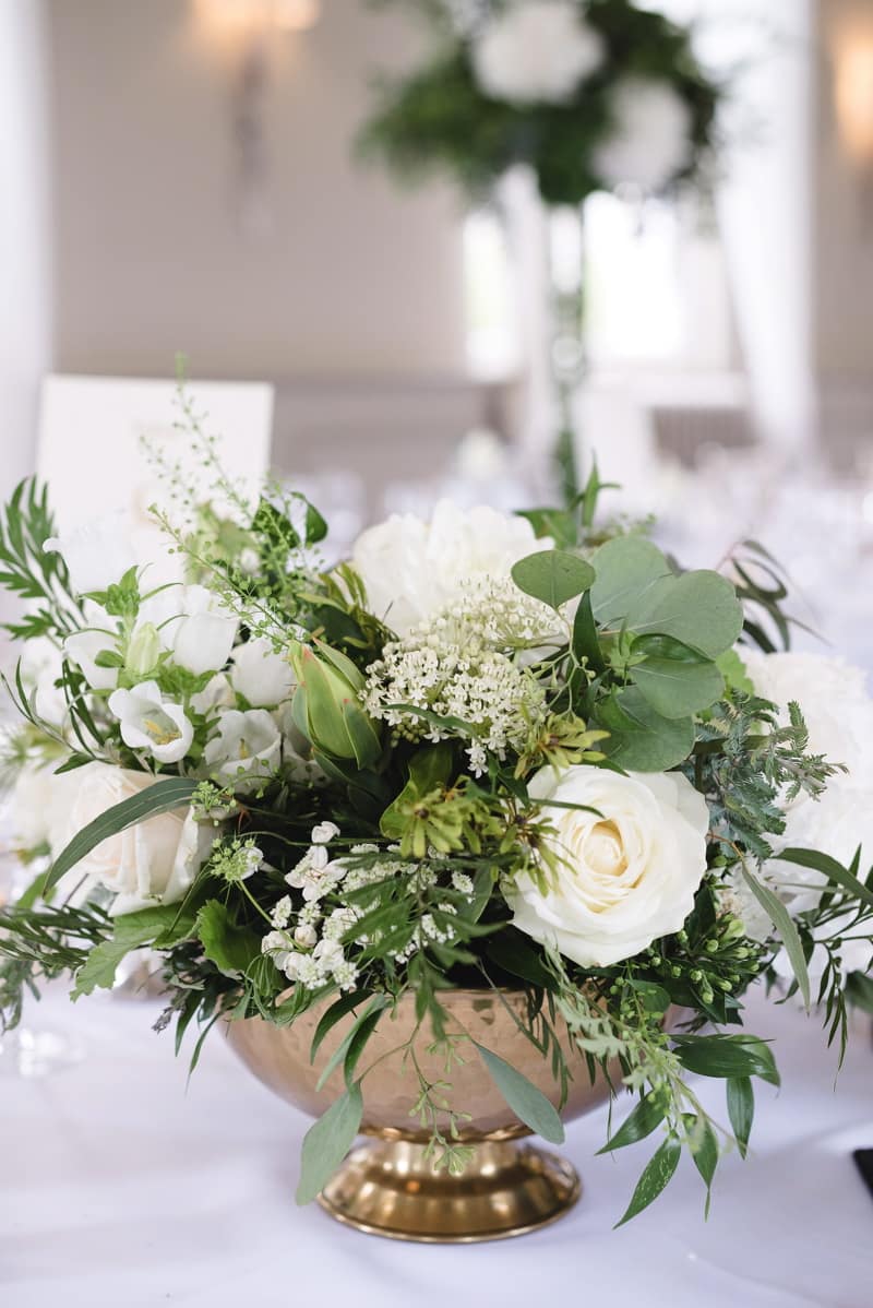 Image by <a class="text-p3" href="http://www.weddingsbynicolaandglen.com" target="_blank">www.weddingsbynicolaandglen.com</a>.