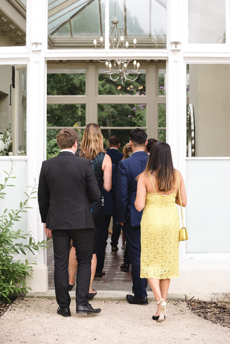 Image by <a class="text-p3" href="http://www.weddingsbynicolaandglen.com" target="_blank">www.weddingsbynicolaandglen.com</a>.