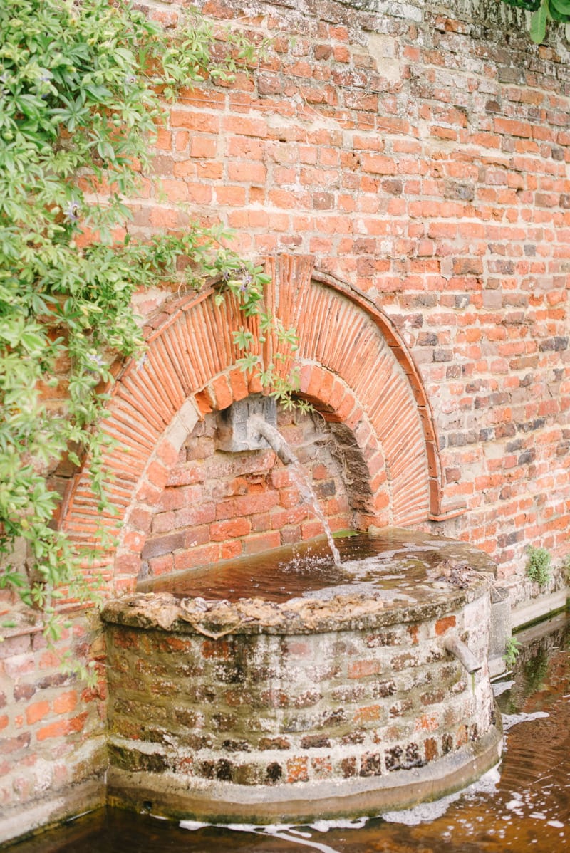 Image by <a class="text-p3" href="http://www.hannahduffy.com" target="_blank">Hannah Duffy Photography</a>.