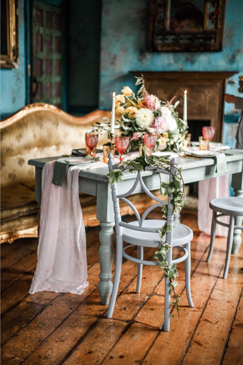 Image by <a class="text-p3" href="http://www.naomikenton.com/" target="_blank">Naomi Kenton</a>.