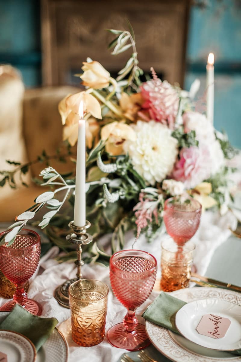 Image by <a class="text-p3" href="http://www.naomikenton.com/" target="_blank">Naomi Kenton</a>.