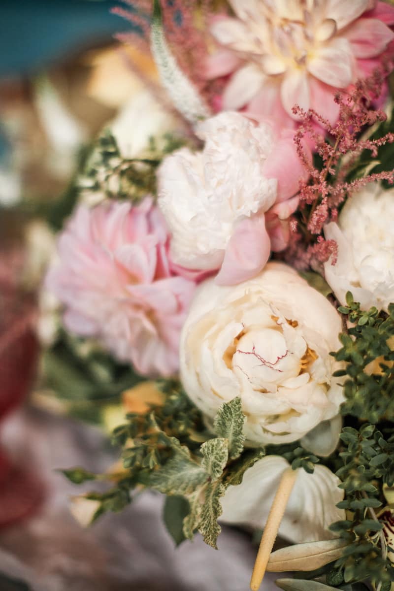 Image by <a class="text-p3" href="http://www.naomikenton.com/" target="_blank">Naomi Kenton</a>.