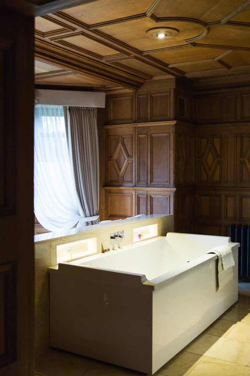 Image by <a class="text-p3" href="http://www.jadeosbornephotography.com" target="_blank">Jade Osborne Photography</a>.