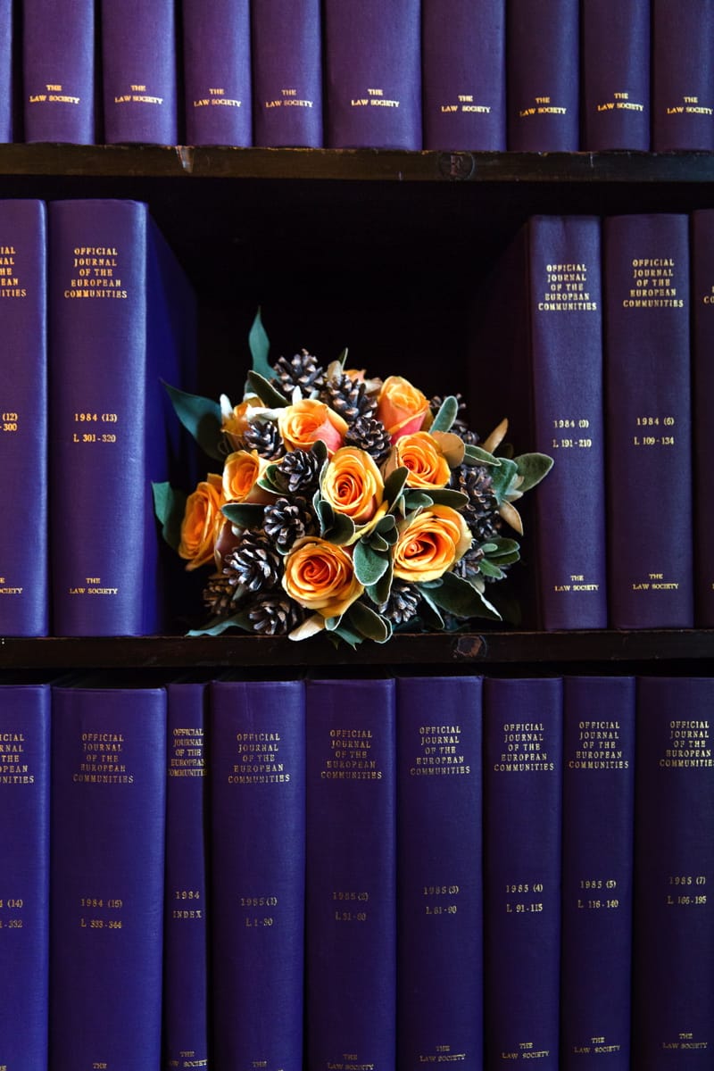 Image by <a class="text-p3" href="http://rupaphotographyweddings.co.uk" target="_blank">Rupa Photography Studio</a>.